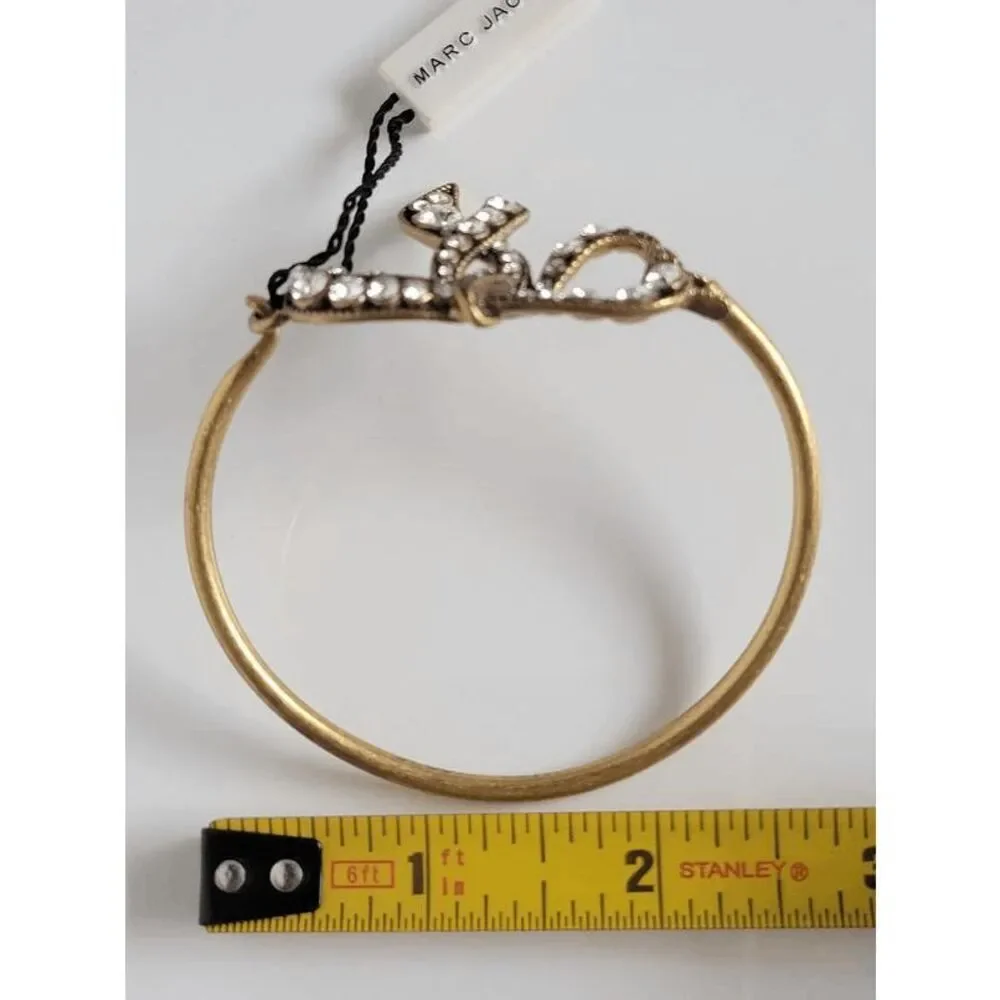 MARC JACOBS Swarovski Crystal Dazzling Bow Gold Hinged Bangle Bracelet NWT